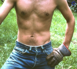 Man Wearing No Belt, 1998