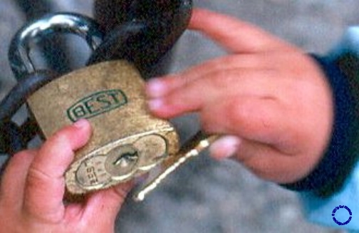 G05-5 Best Lock (Cropped), 1983