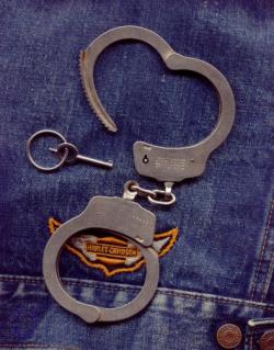 Cuffs, 2004